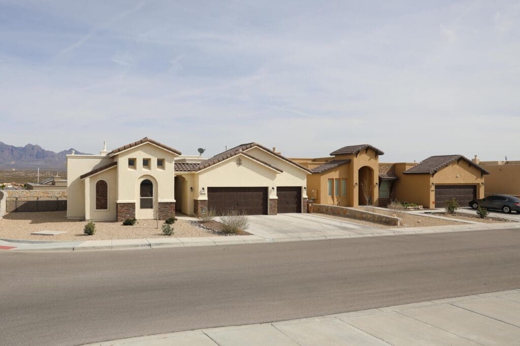 Home and landscape in las cruces