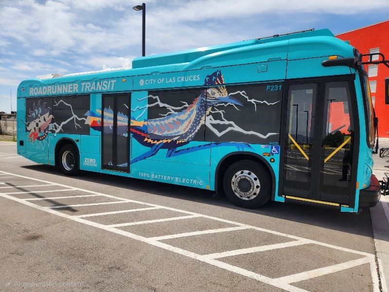 Roadrunner Transit Celebrates 40th Anniversary and Driver