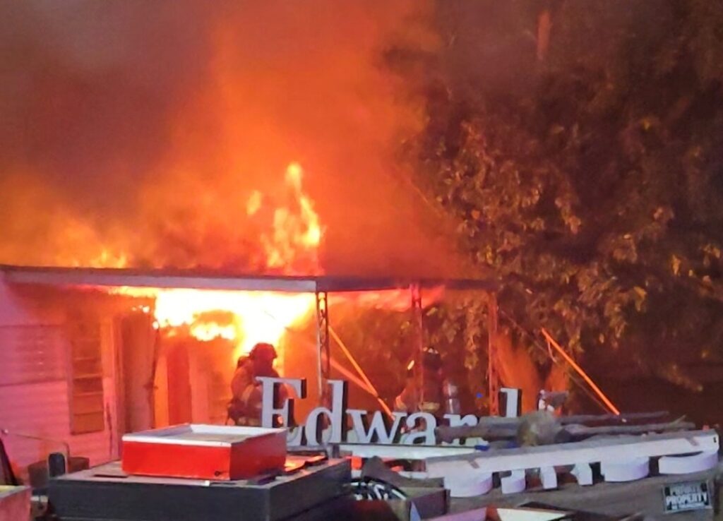 photo of a fire damage mobile home